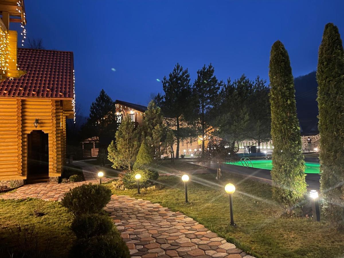 Villa "Затишна" Mykulychyn Exterior photo